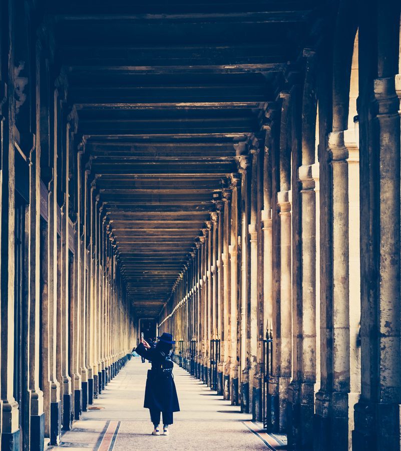Palais Royal. Пример тестовой фотографии, сделанной объективом Гелиос 44-2 58 mm f/ 2  и фотоаппаратом FUJIFILM GFX 50r