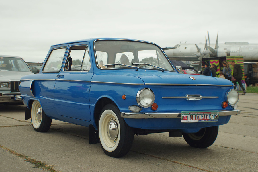 OldCarFest 2021. Пример тестовой фотографии, сделанной объективом Porst Weitwinkel 35 mm f/ 3.5 auto F и фотоаппаратом Pentax K-5 II s (APS-C)