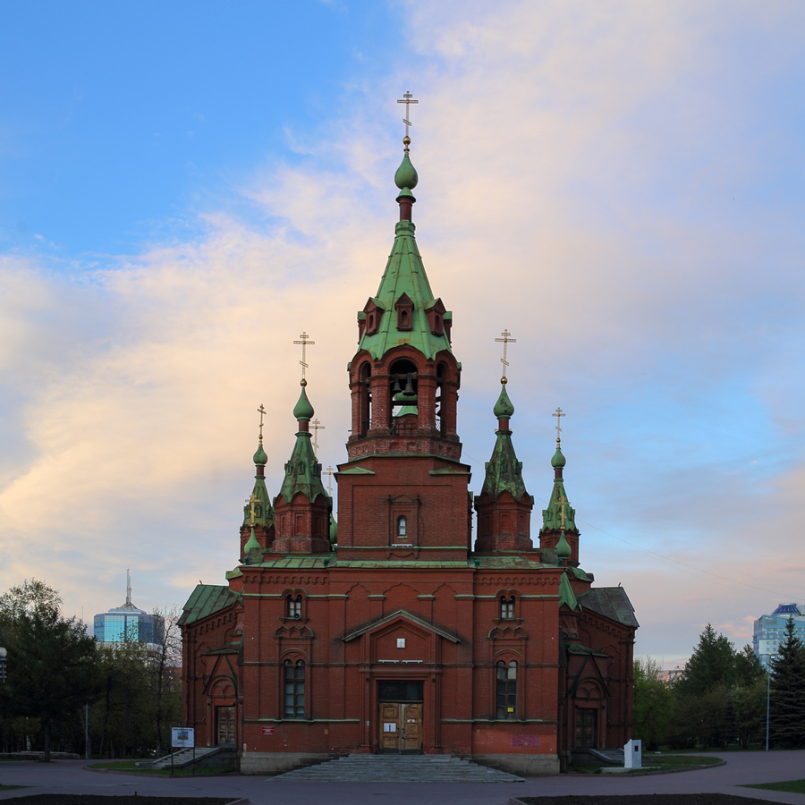 Церковь Александра Невского. Пример тестовой фотографии, сделанной объективом Yongnuo EF 35 mm f/ 2 и фотоаппаратом Canon EOS 6D