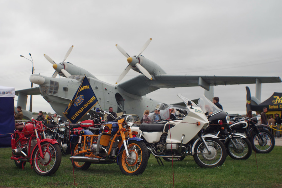 OldCarFest 2021. Пример тестовой фотографии, сделанной объективом Porst Weitwinkel 35 mm f/ 3.5 auto F и фотоаппаратом Pentax K-5 II s (APS-C)
